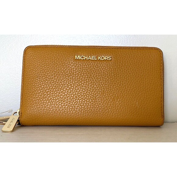 New Michael Kors Large Flat phone case Pebble Leather Marigold - Picture 1 of 5